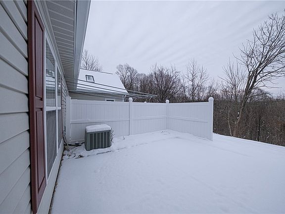 5th image of 2408 Greystone Dr