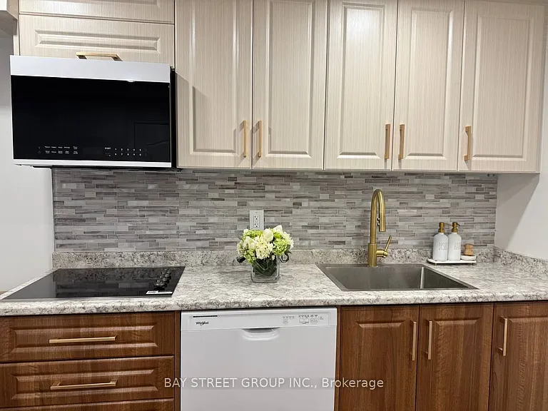 49 Chiara Dr — Photo 4