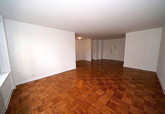 3rd image of 1700 York Ave APT 6J