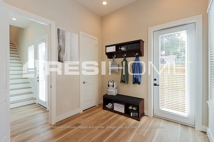 5722 Beall St #C — Photo 13