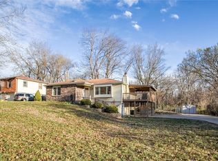1408 Kiowa St, Leavenworth, KS 66048