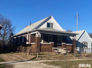 1621 E Moffat Ave, Springfield, IL 62702