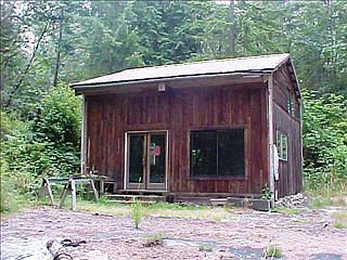 3rd image of 13436 Old Highway 99 SE