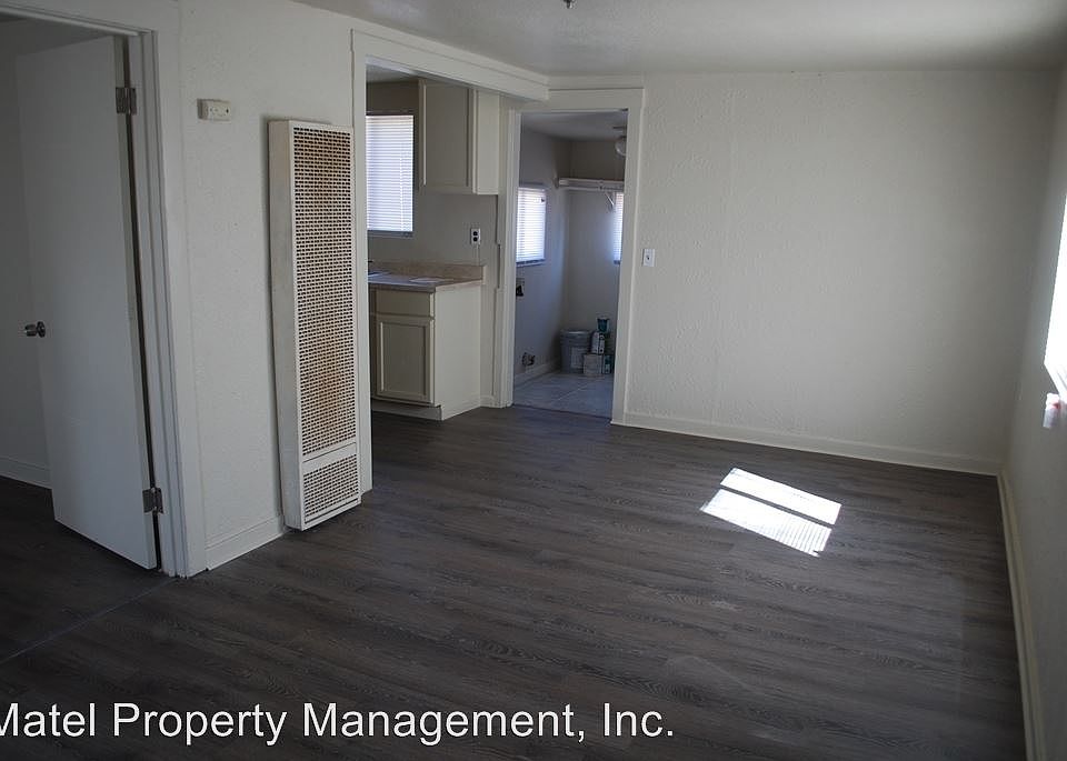 2nd image of 313 1/2 S 4th St