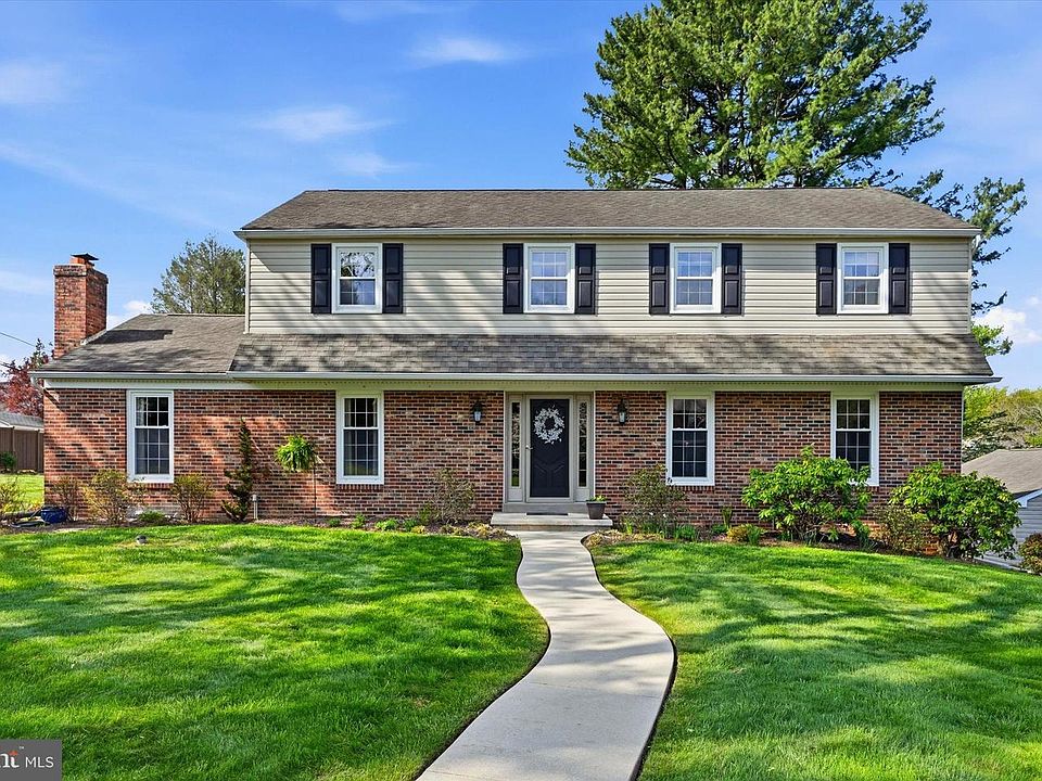 1st image of 956 Embree Ln