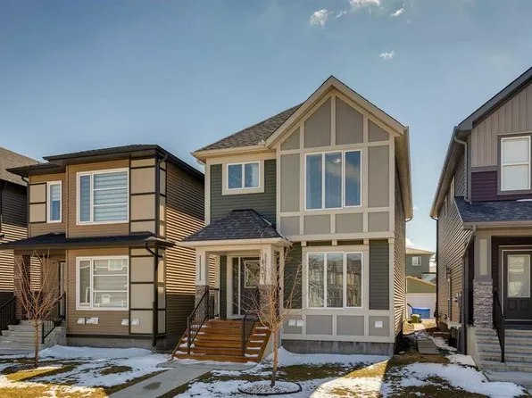 651 N Savanna Lndg NE, Calgary, AB T3J 2E4