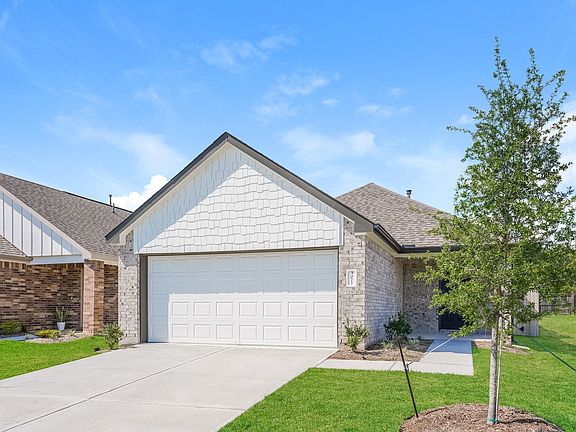 3rd image of 3077 Wood Lily Dr