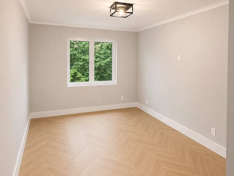 2261 E 72nd St #1 — Photo 14