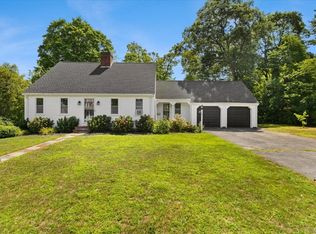 14 Whitehill St, Taunton, MA 02780