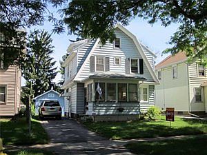 1st image of 72 Willmont St