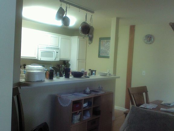 2nd image of 435 Heath Pl