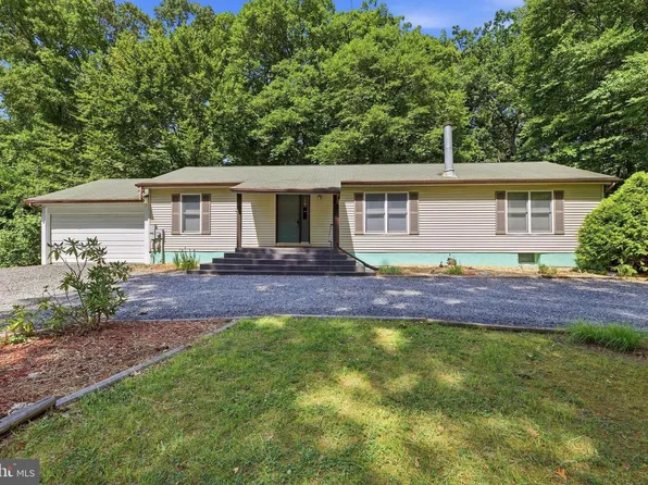 491 Redwood Ln, Lusby, MD 20657