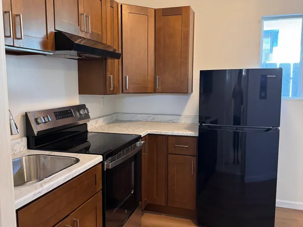 21 Bronson St #A, Watsonville, CA 95076