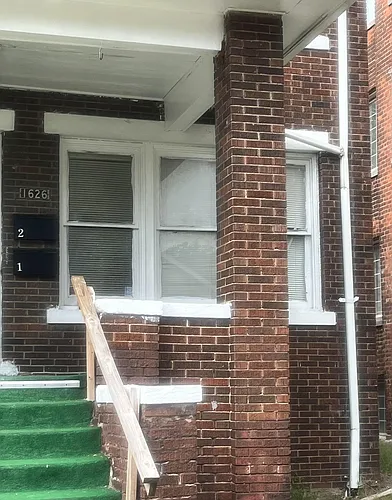 1626 Gladstone St Photo 1