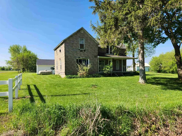 4680 E Kent Rd, Freeland, MI 48623