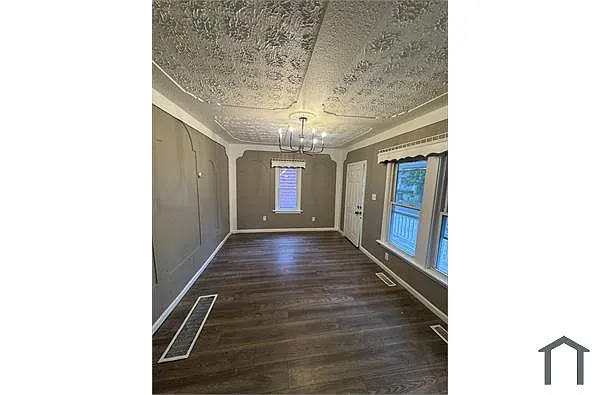 Building Photo - 573 Irondale St #1