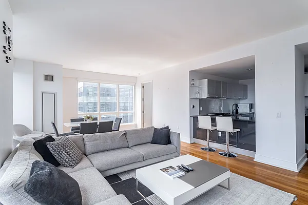 Living room, photo 4