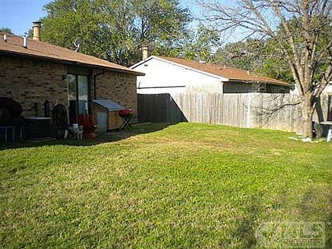 4th image of 6955 Newberry Ct W