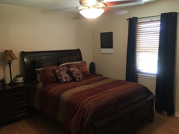 4th image of 1080 Timberwood St