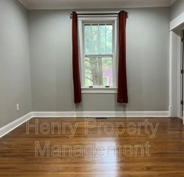 309 Williams St — Photo 14
