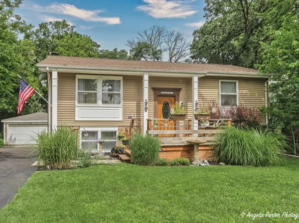 33070 N Sears Blvd, Grayslake, IL 60030