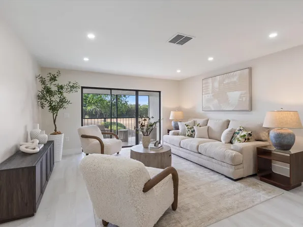 47 Stratford Lane W #F, Boynton Beach, FL 33436