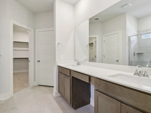 10263 King Robert, San Antonio, TX 78239