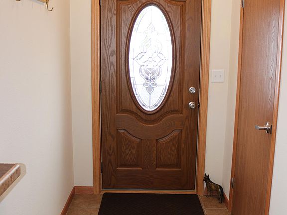 3rd image of 77 John Ln