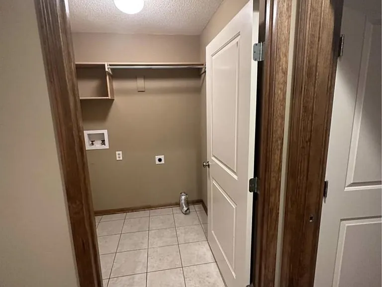 505 NW Highcliffe Dr — Photo 21