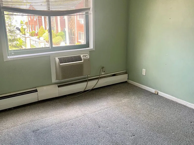 1292 Rockland Ave #2A — Photo 6