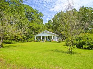 920 Griffith Acres Dr, Cottageville, SC 29435