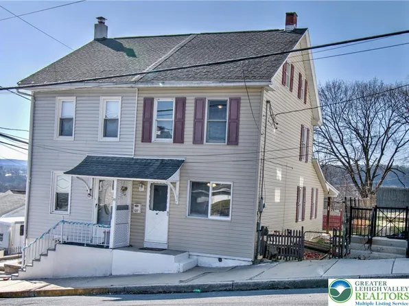 127 Coal St, Lehighton, PA 18235