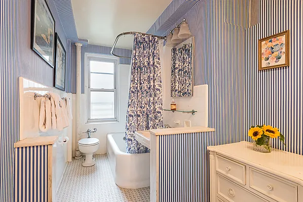 Sold by Engel and Völkers Brownstone Brooklyn | media 6