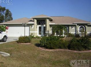 211 Recherche St, Fort Myers, FL 33913