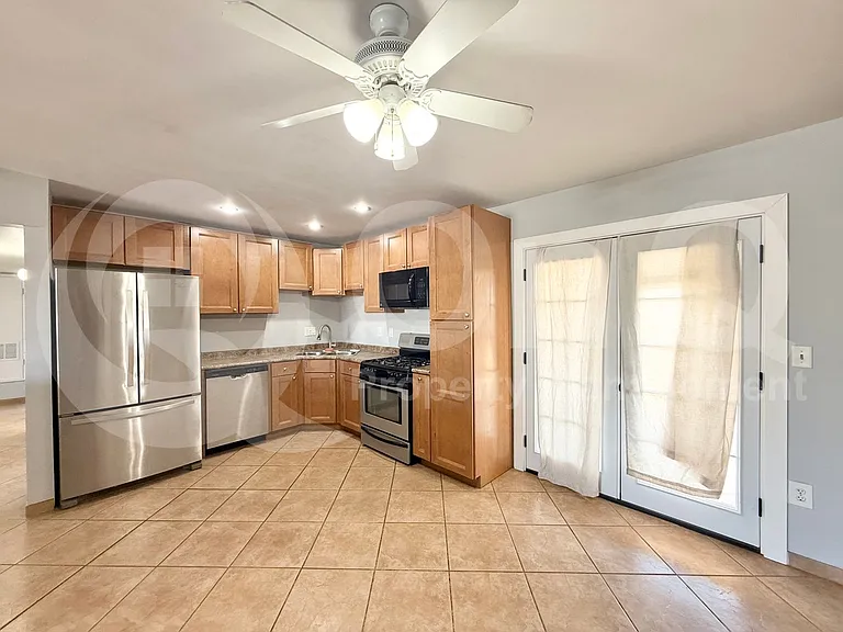 3423 W Aster Dr — Photo 4