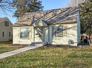 833 24th Ave SE, Minneapolis, MN 55414