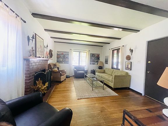 Living room.