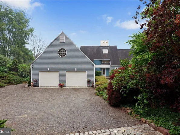 53 Harbourton Mount Airy Rd, Lambertville, NJ 08530