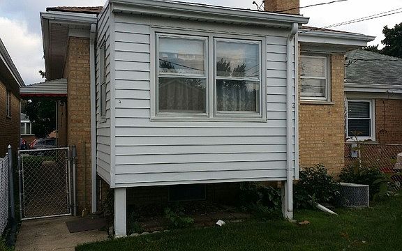 5th image of 7402 W Clarence Ave