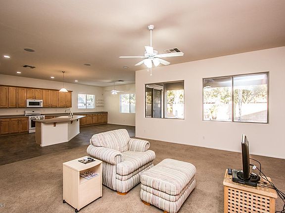3rd image of 4908 E Karsten Dr