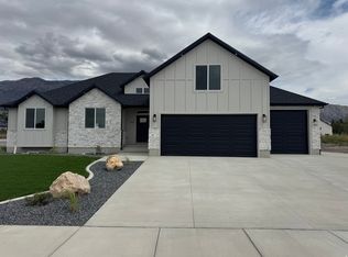 1184 W 3250 N, Ogden, UT 84414