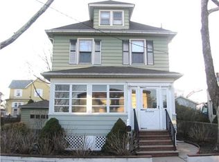 17 Smith St, Sayreville, NJ 08872