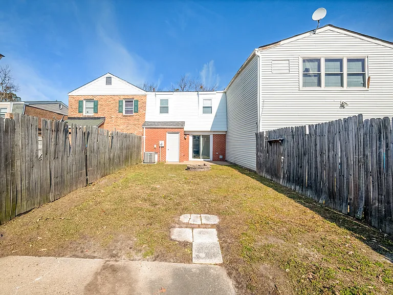 5831 E Hastings Arch #1 — Photo 11