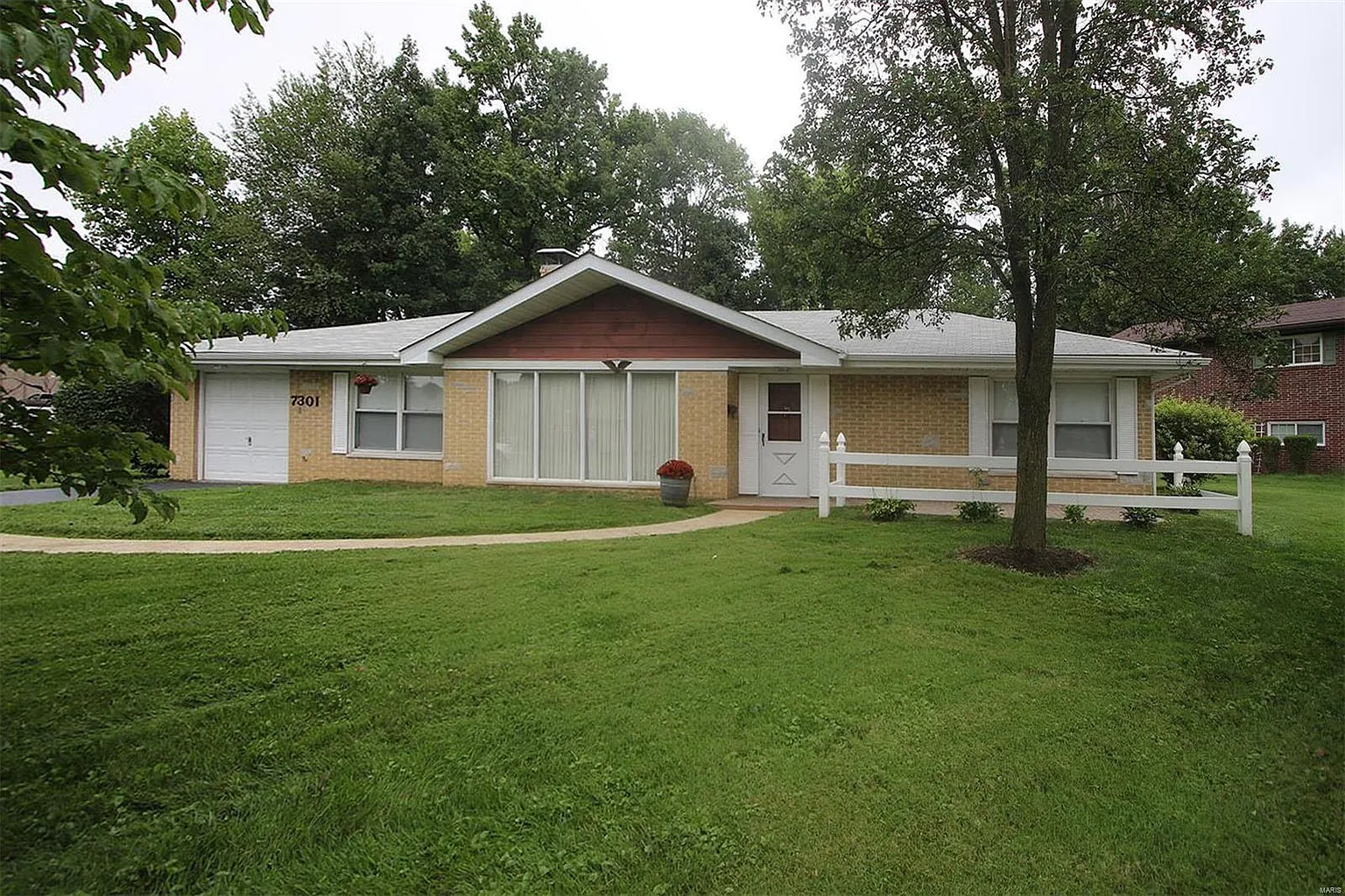 7301 Yorker Dr photo 1