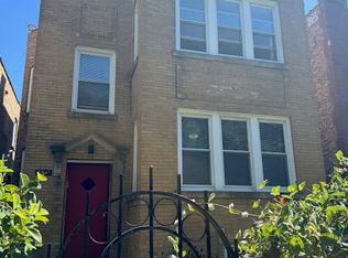 3841 N Sacramento Ave #G, Chicago, IL 60618