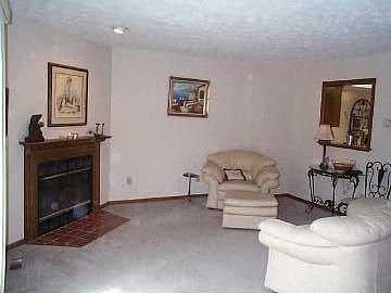 4th image of 2395 McCauley Ct