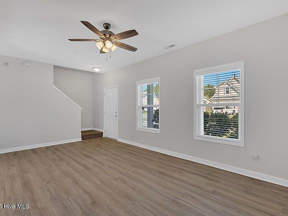 4th image of 117 Poplar Branch Way