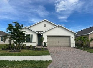 20333 Camino Torcido Loop, North Fort Myers, FL 33917