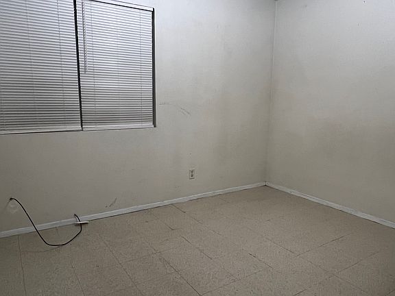 5th image of 10435 Doc Holliday Trl Unit A