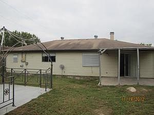 5th image of 218 Perthshire Dr